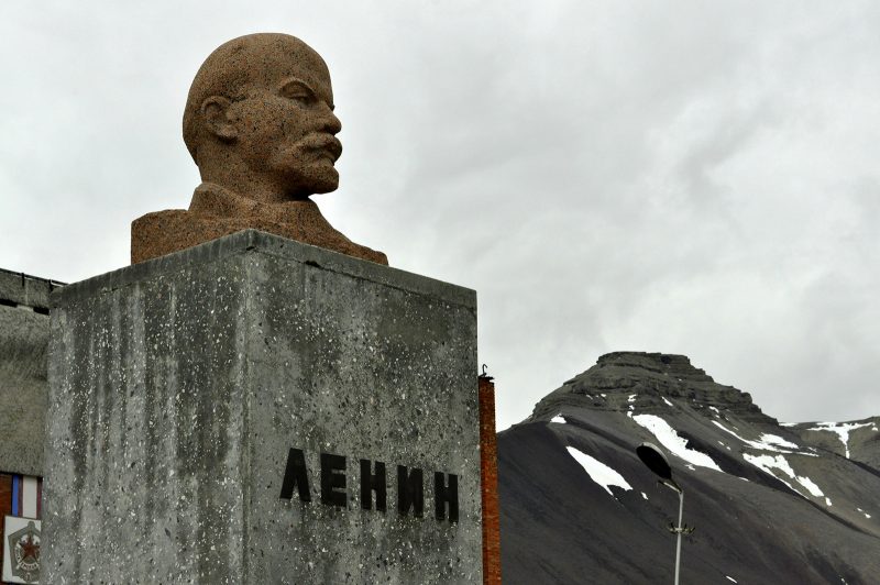 Pyramiden Russia-H προτομή του Λένιν, όπως σε όλες τις σοβιετικές πόλεις